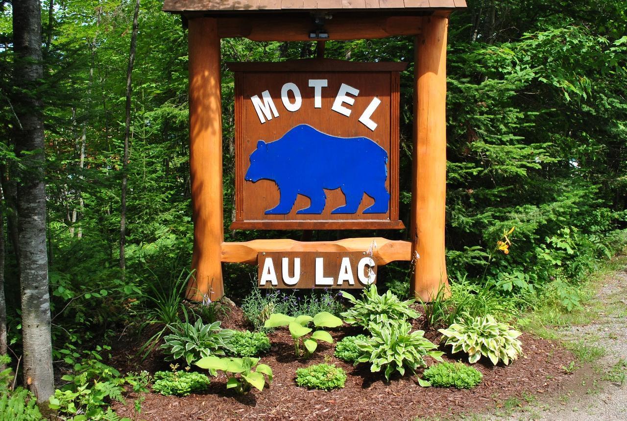 Motel Ours Bleu Lac-Saguay Exterior photo